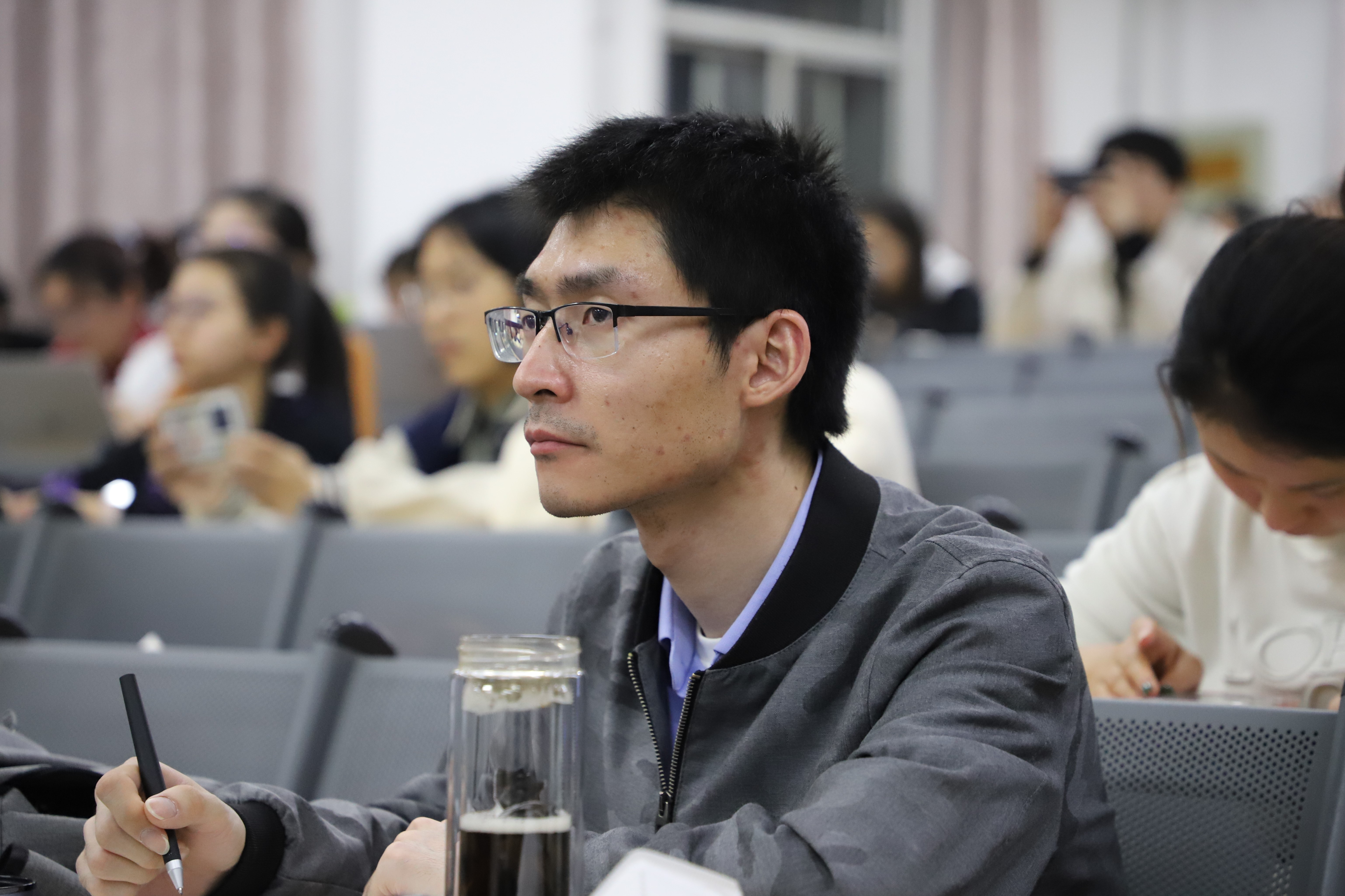 员工1.JPG