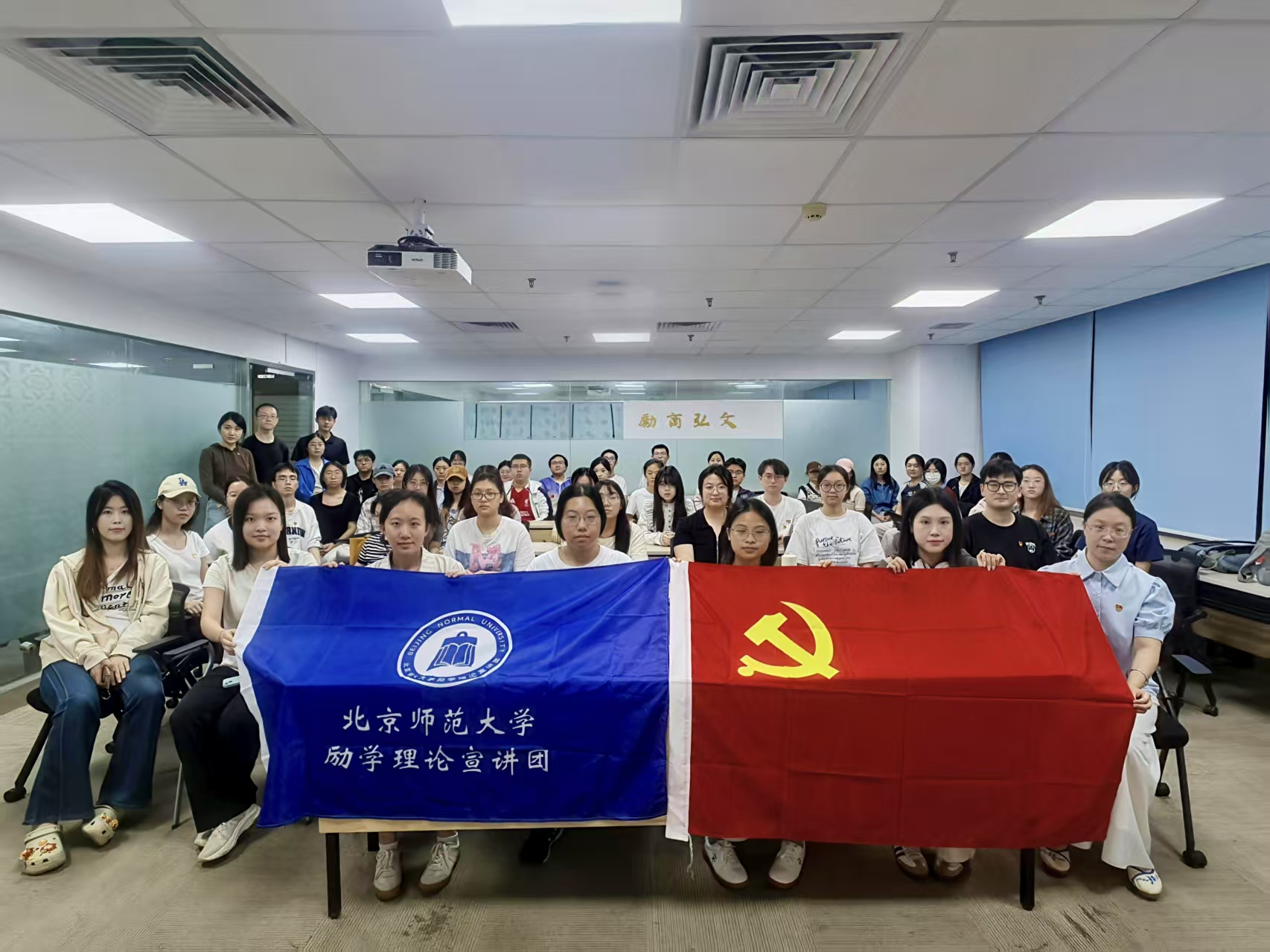 图1.jpg
